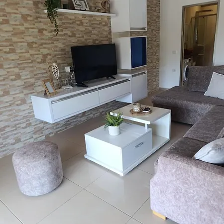 Le Gjero Luxury