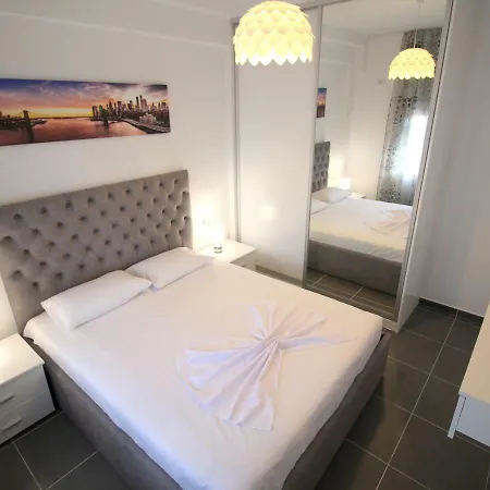 Le Gjero Luxury Apartment