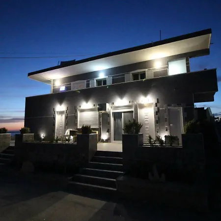Le Gjero Luxury Apartment *