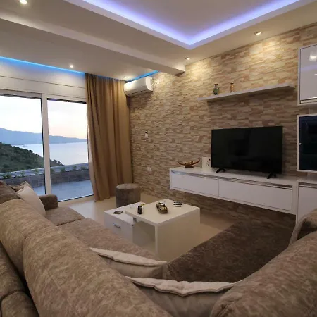 Le Gjero Luxury